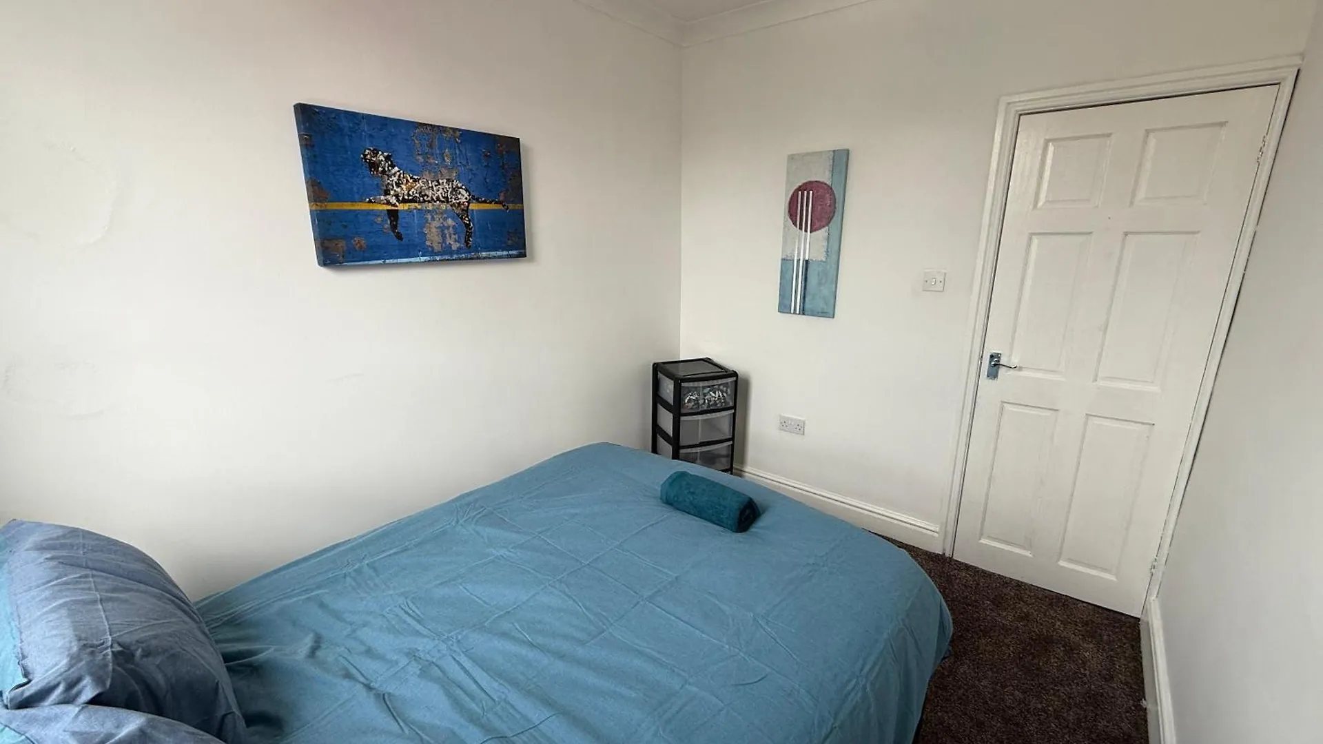 Leeds Serviced Accommodation - Apartments - 3 Bed House-Close To Centre -M621 & M1 - Contractors - Business Travellers - Families Reino Unido